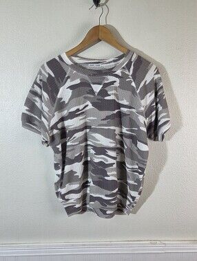 Sweet Romeo Camo Waffle Knit Top Womens Small Gray Short Sleeve Casual Tee